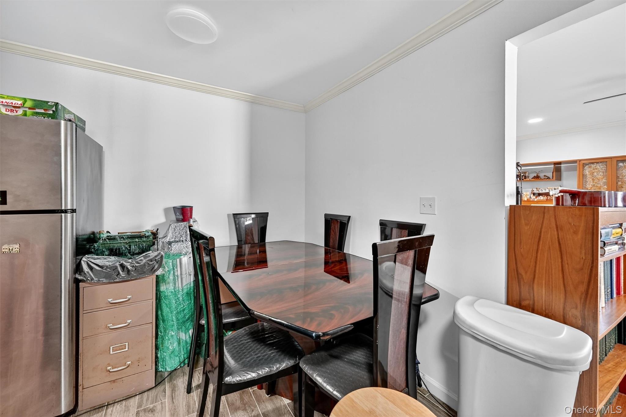 356 N Broadway Property Photo 35
