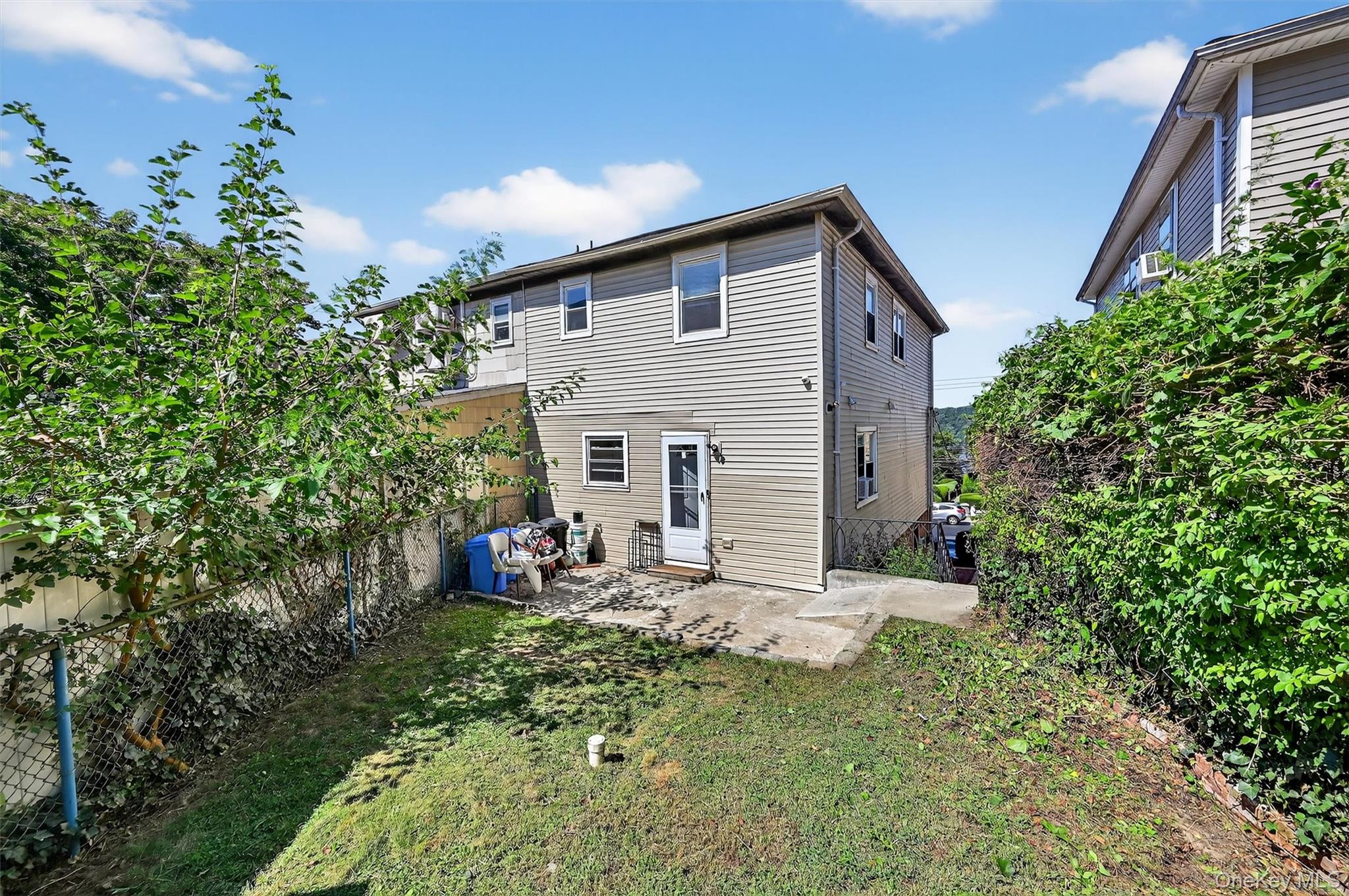 356 N Broadway Property Photo 41