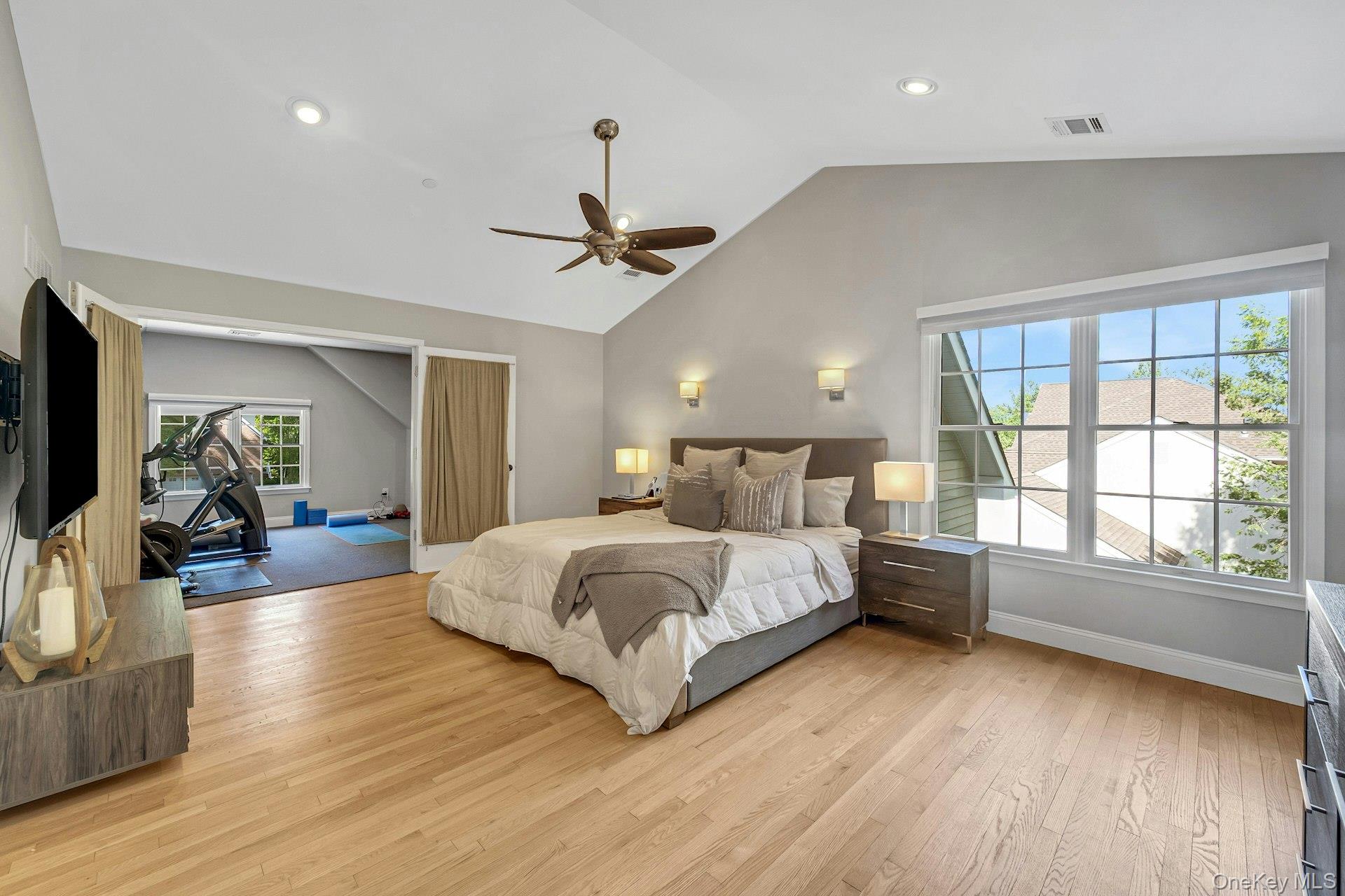 134 Euclid Avenue Property Photo 22