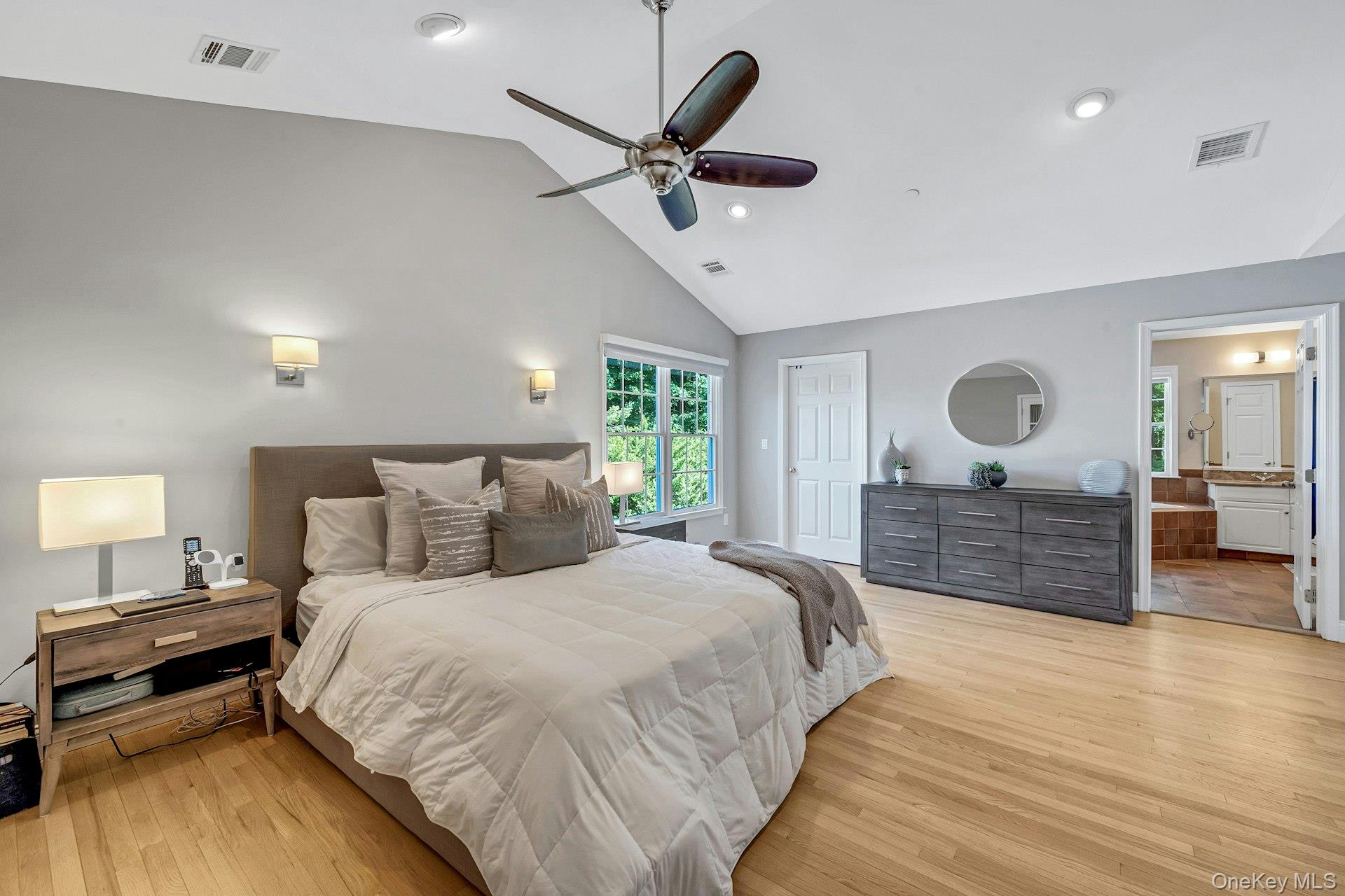 134 Euclid Avenue Property Photo 24