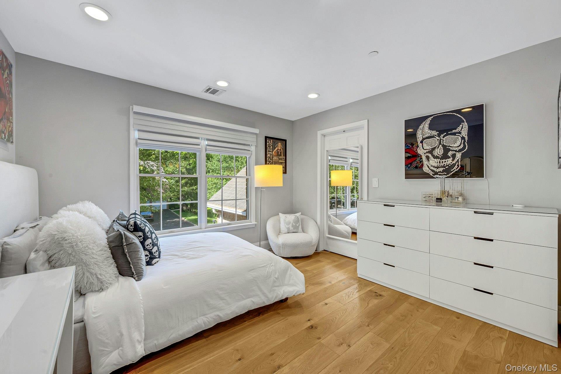 134 Euclid Avenue Property Photo 29