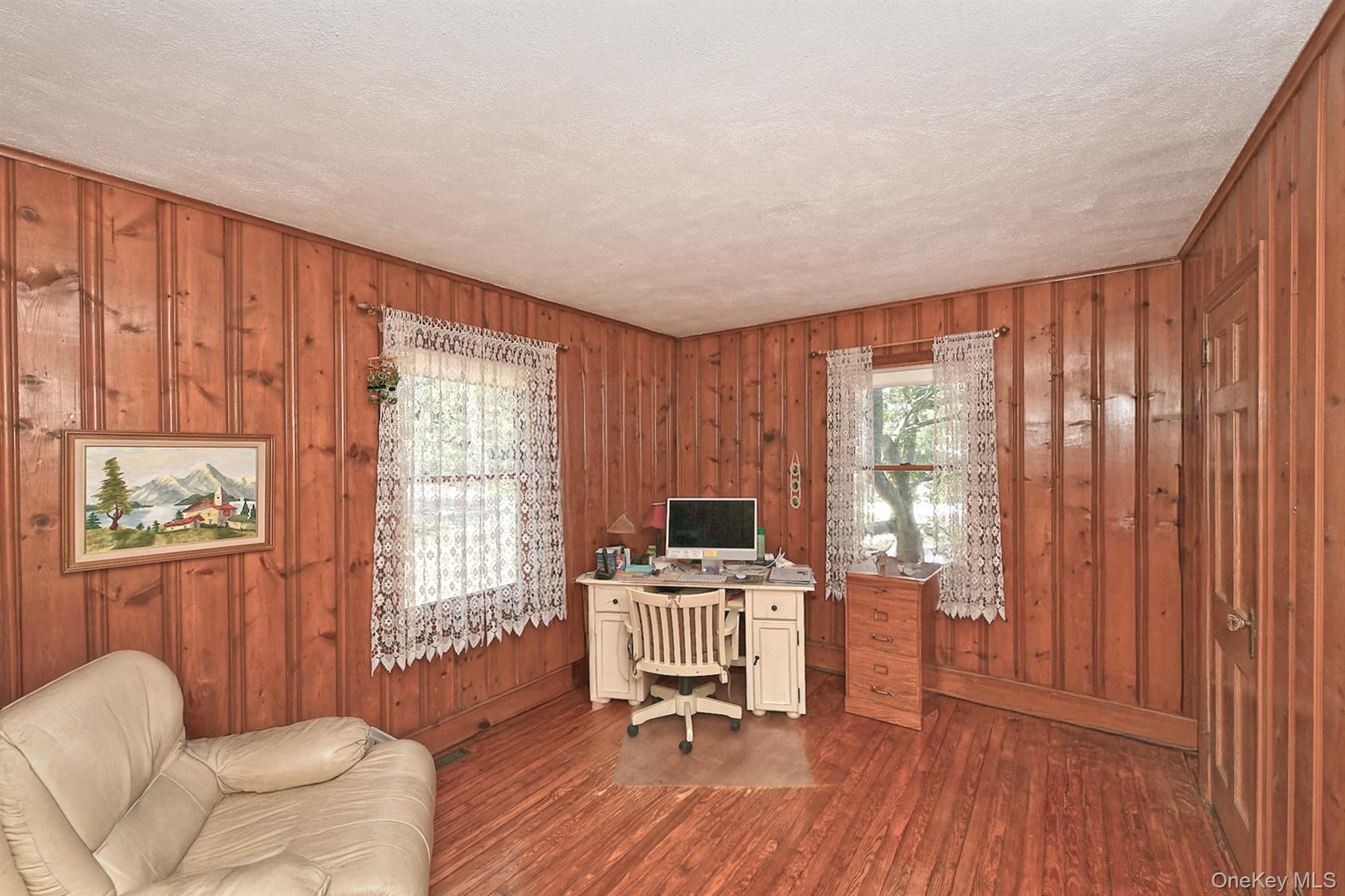 121 Van Buren Drive Property Photo 10