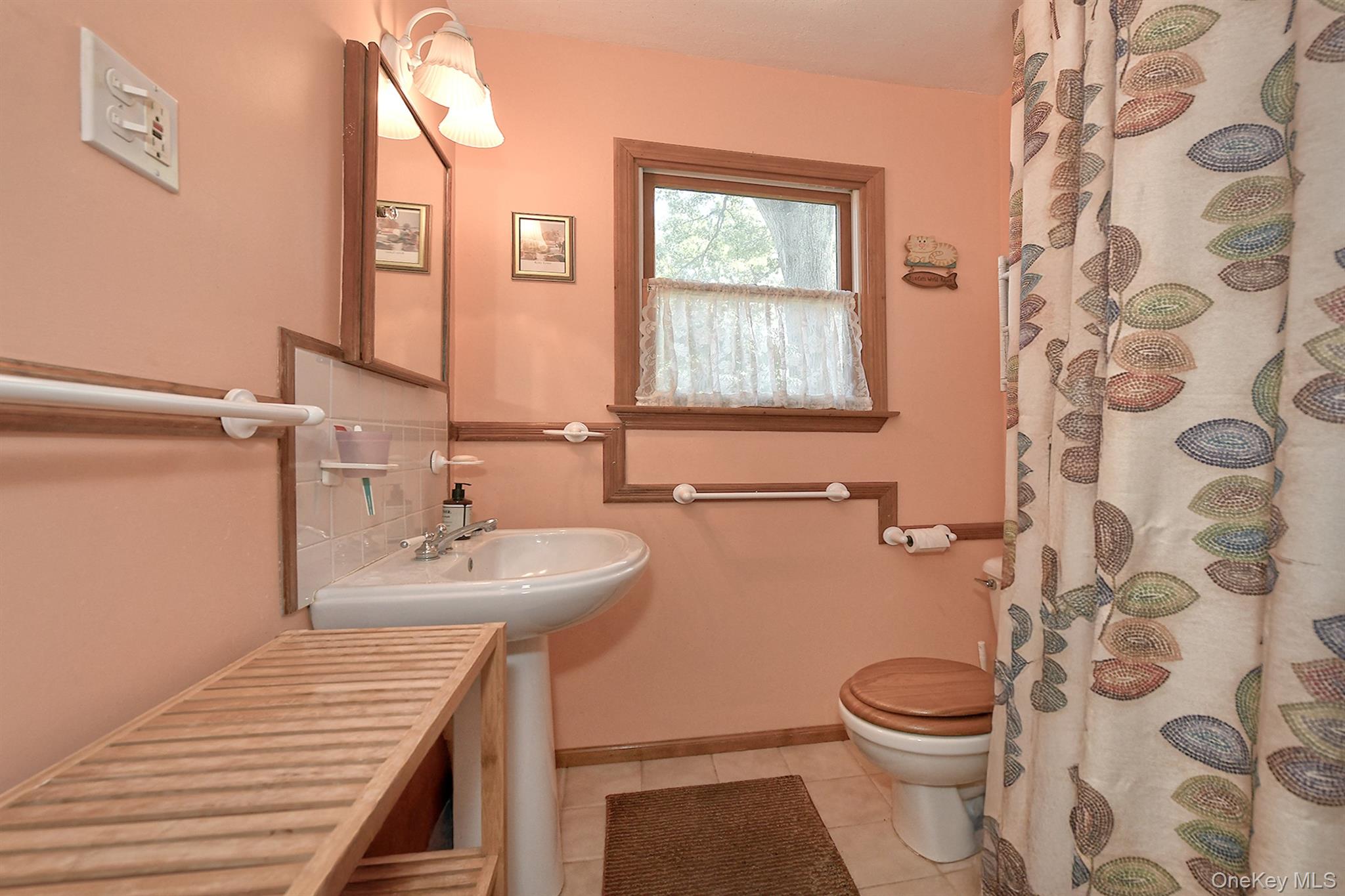 121 Van Buren Drive Property Photo 12