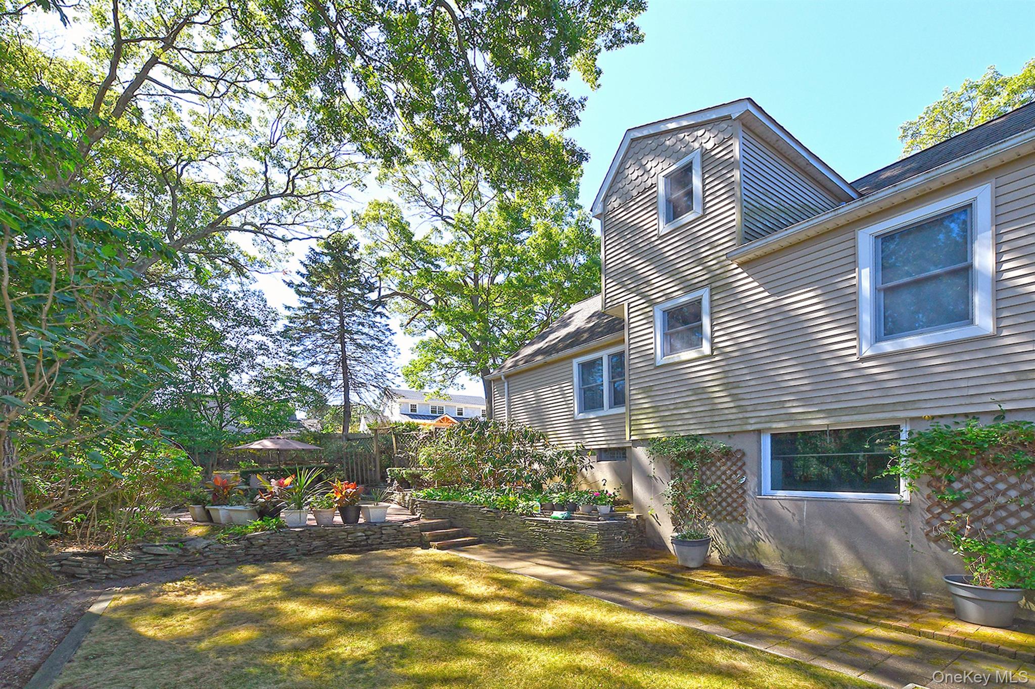 121 Van Buren Drive Property Photo 29