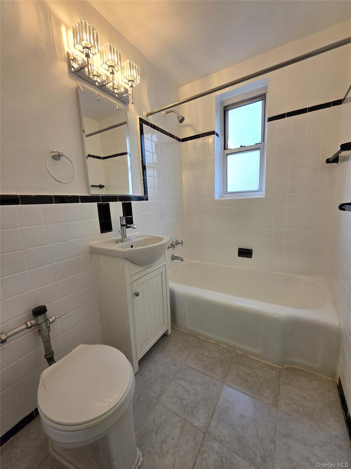 65-05 Yellowstone Boulevard 6c Property Photo 9