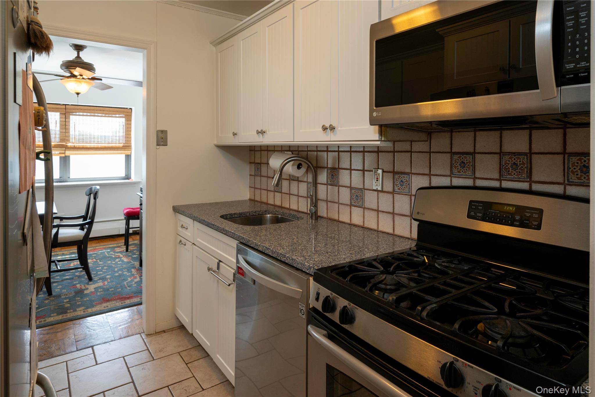 200 Diplomat Drive 8b Property Photo 6