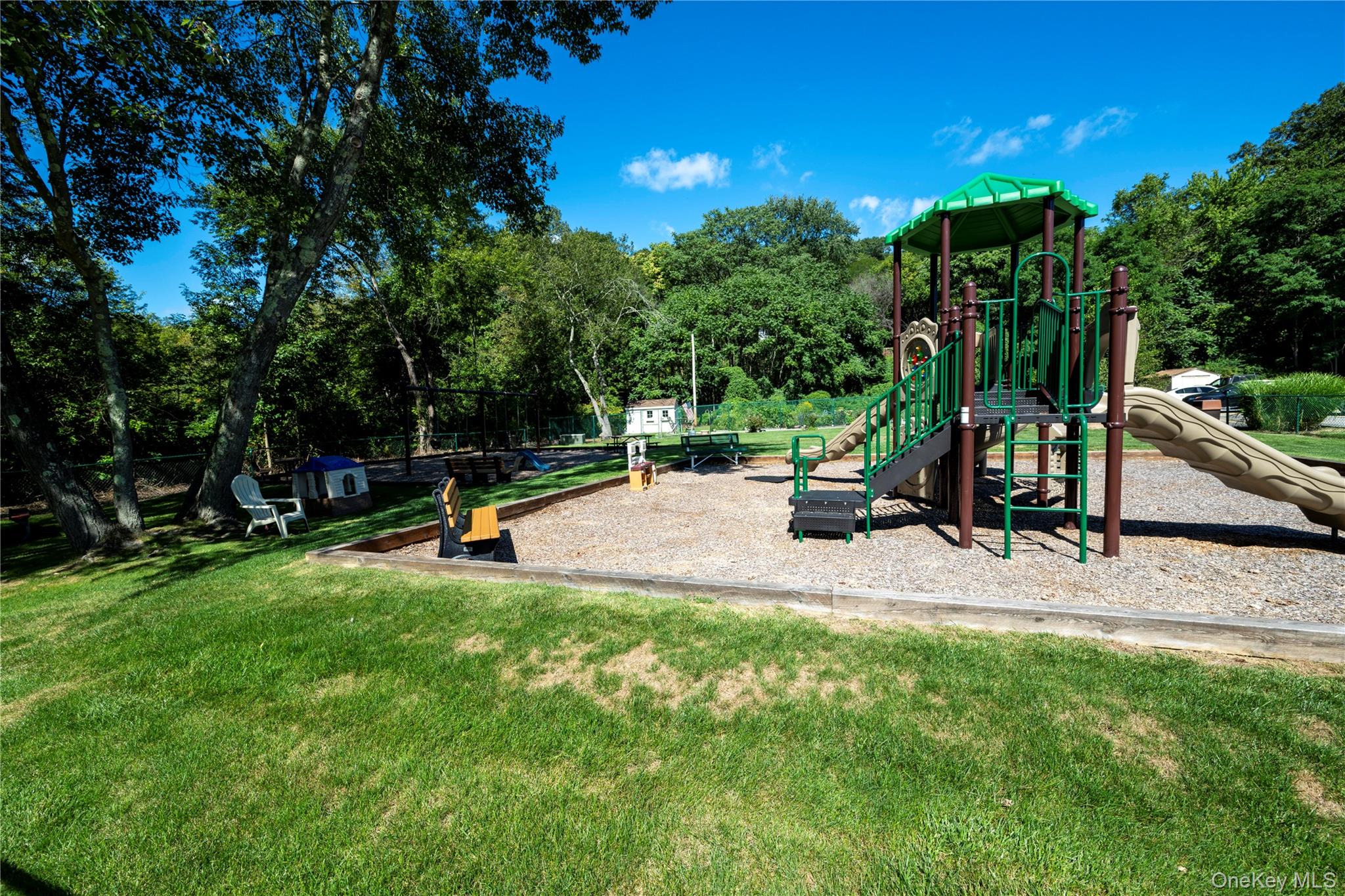 200 Diplomat Drive 8b Property Photo 25