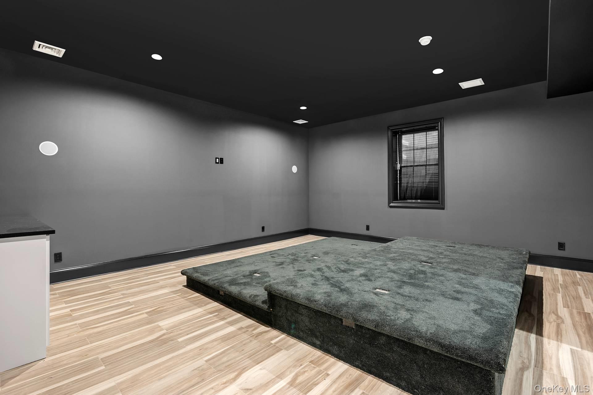 80 Deer Run Property Photo 34