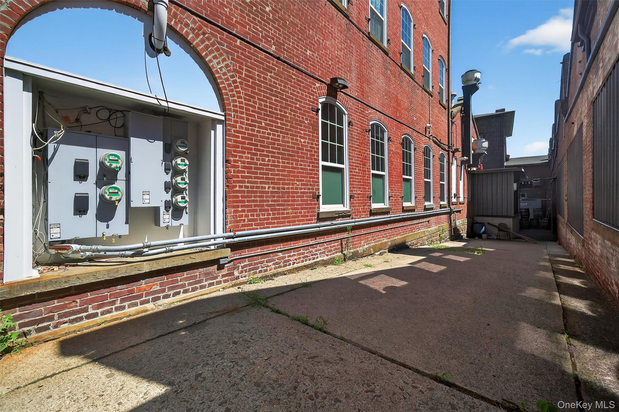 22 Cottage Street Property Photo 4