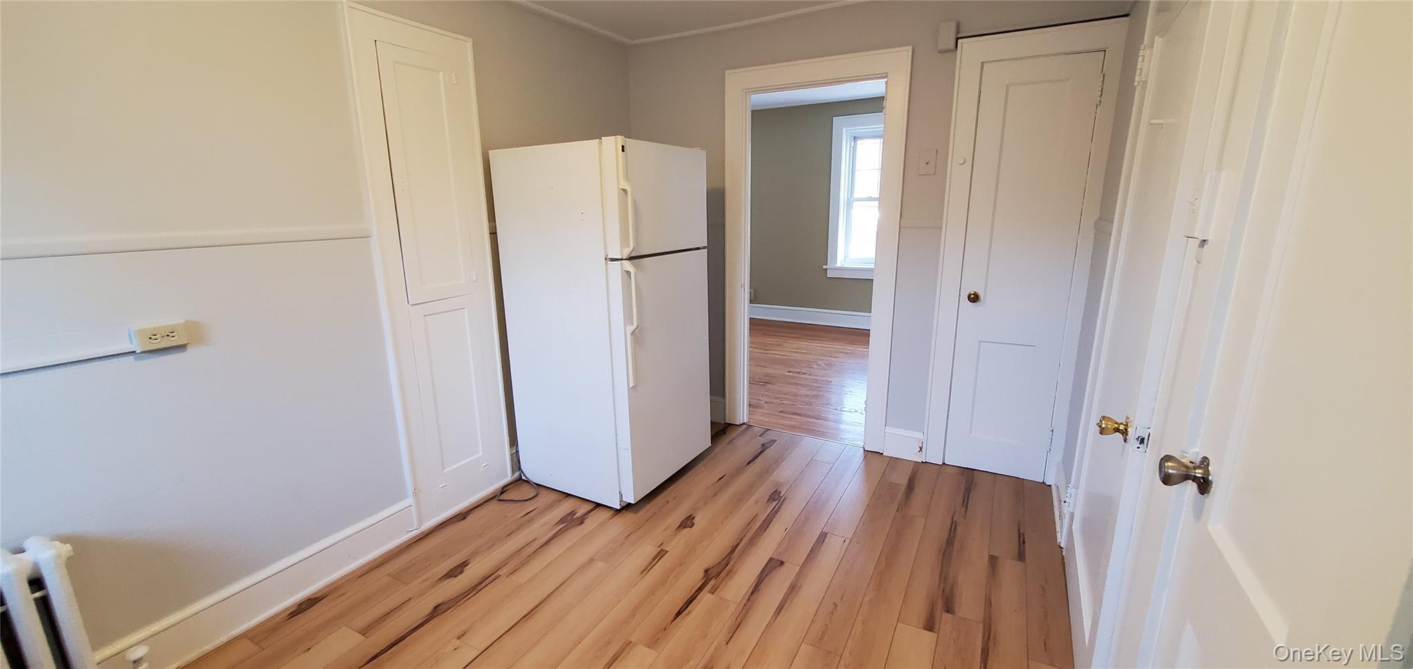 158 6th Street Property Photo 6