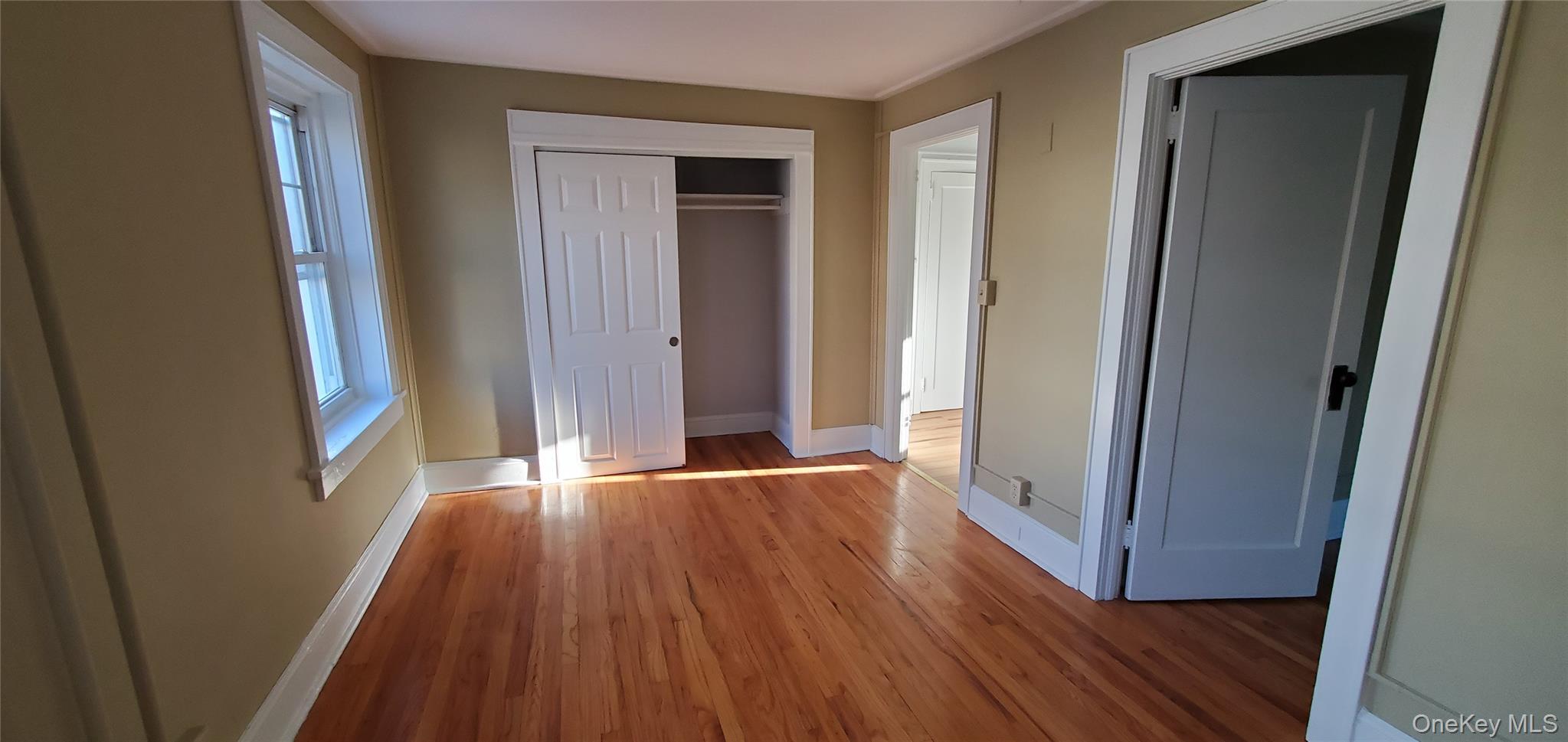 158 6th Street Property Photo 8