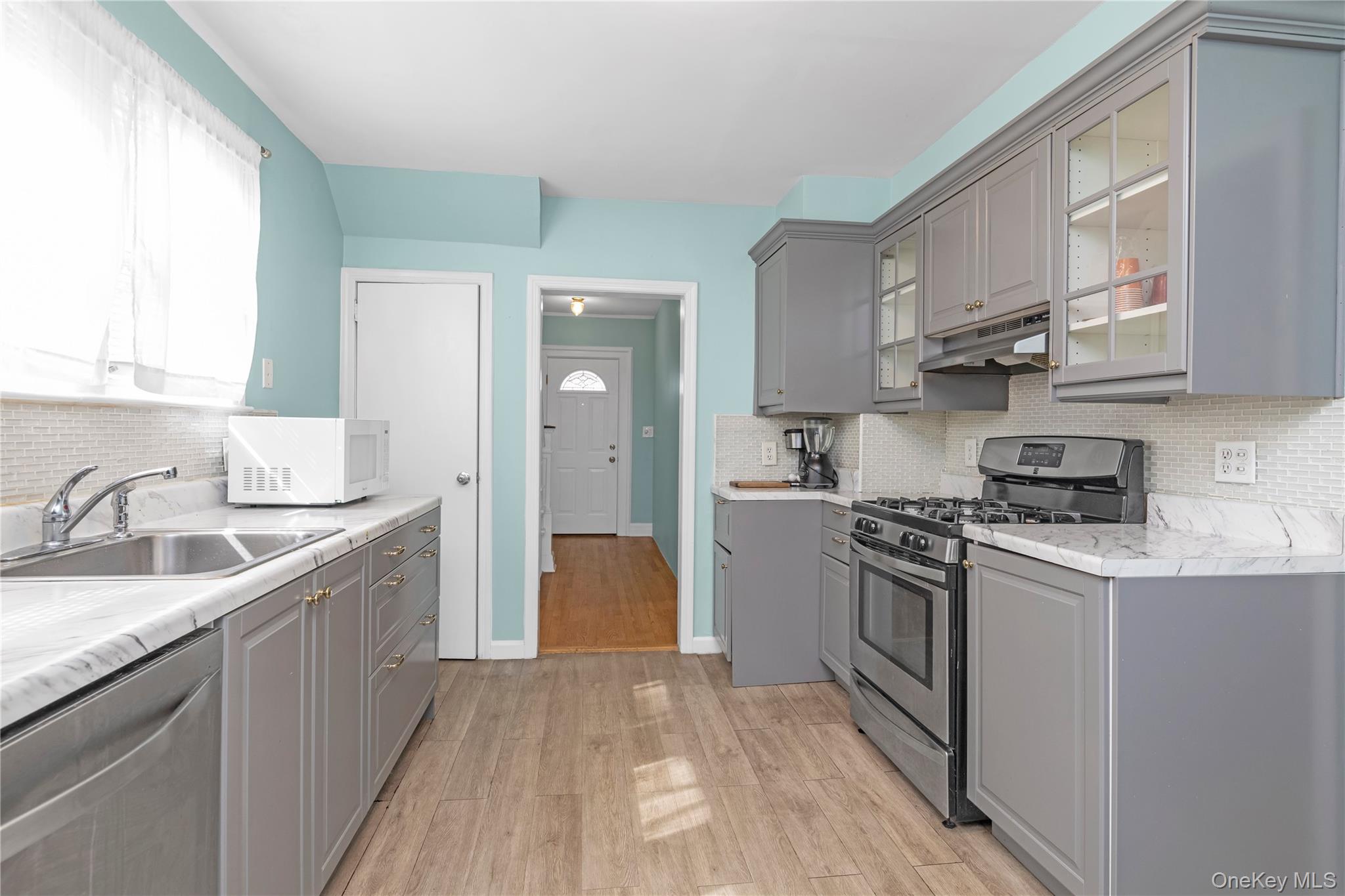 24 Walnut Street Property Photo 2