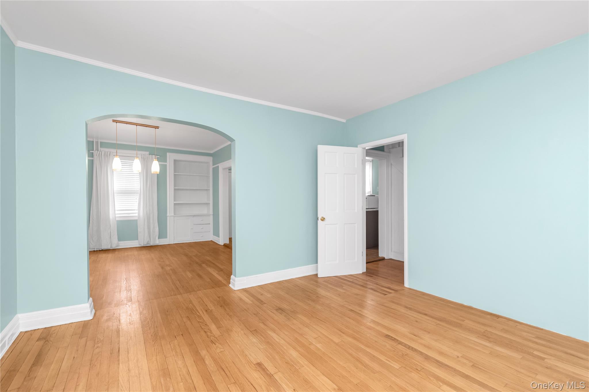 24 Walnut Street Property Photo 7