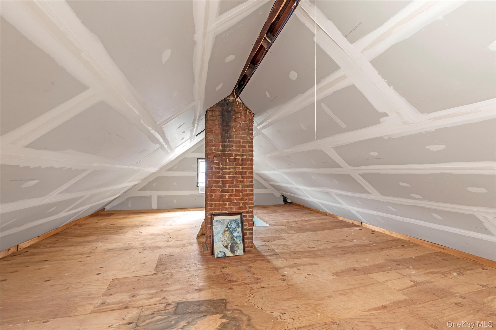 24 Walnut Street Property Photo 15