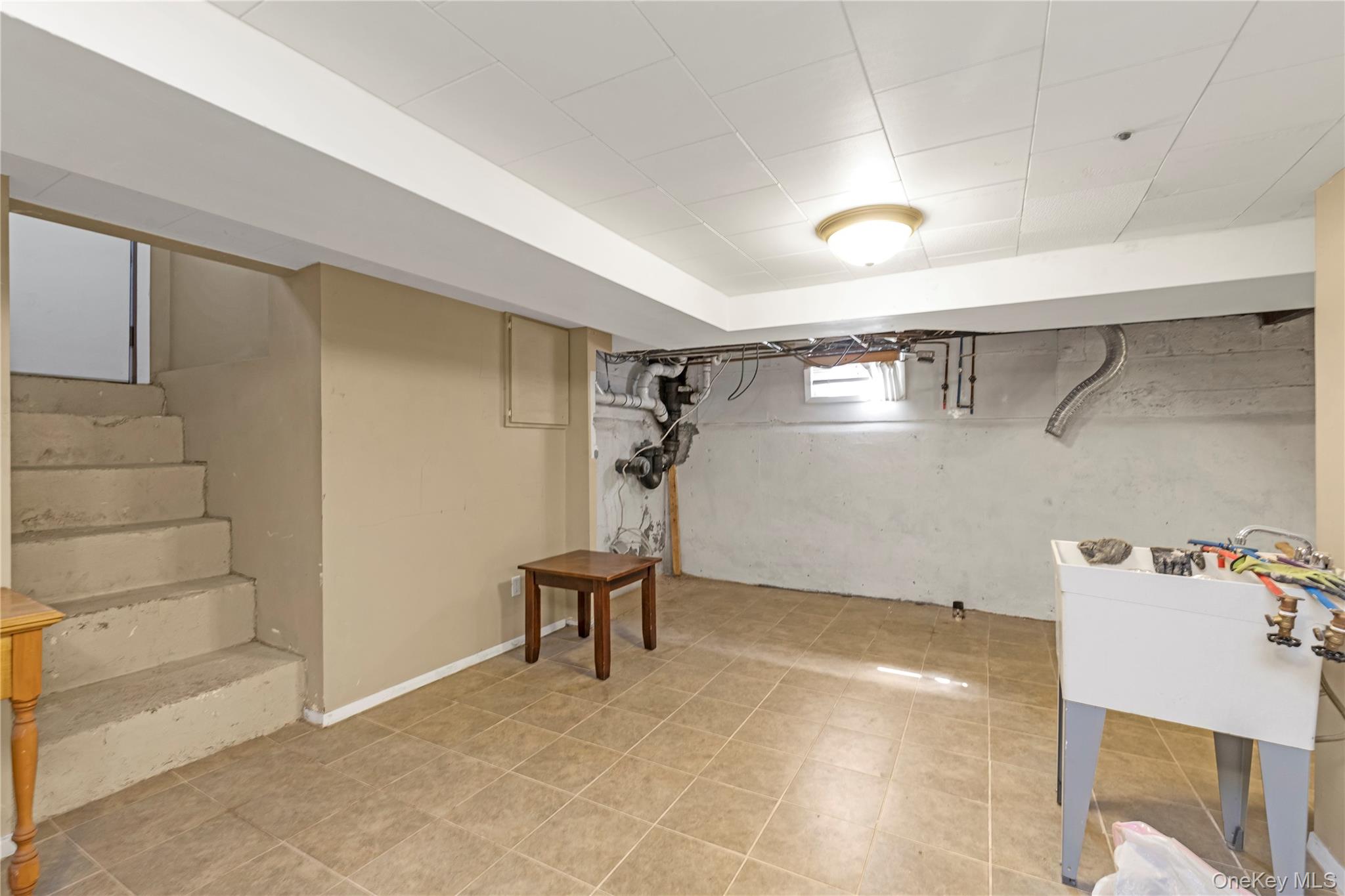 24 Walnut Street Property Photo 16