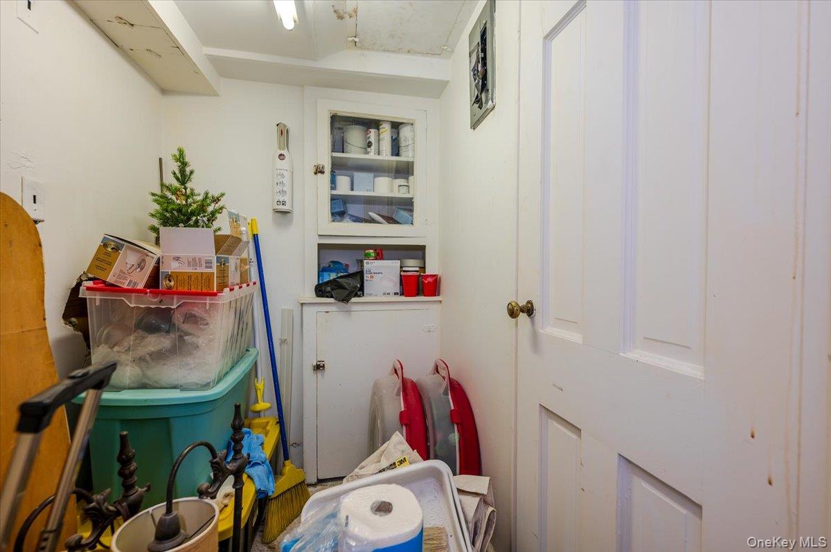23 S Village Avenue Property Photo 11