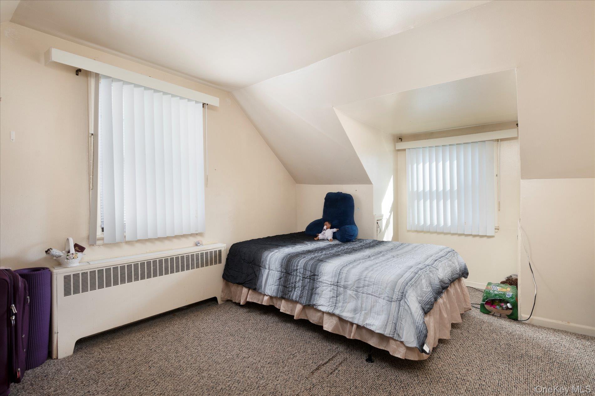 472 Emerson Street Property Photo 14