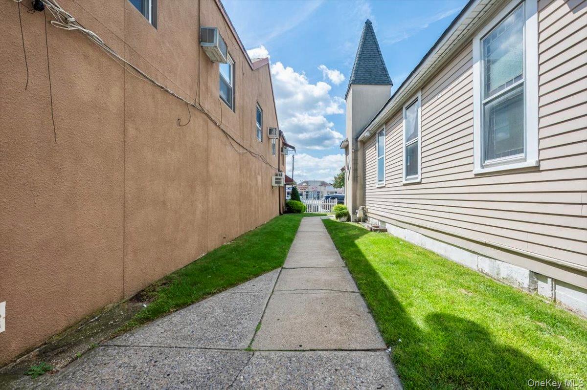 107-109 Broadway 107 Property Photo 5