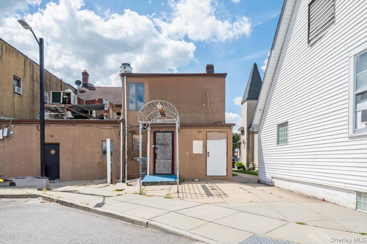 107-109 Broadway 107 Property Photo 6