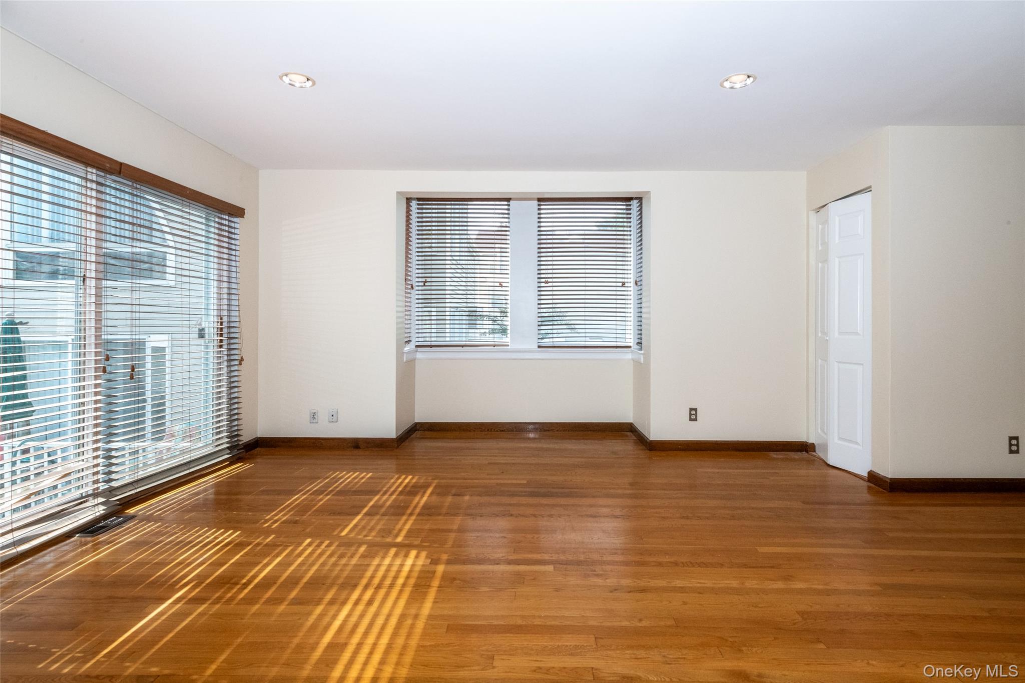 18 Windward Lane 17 Property Photo 15