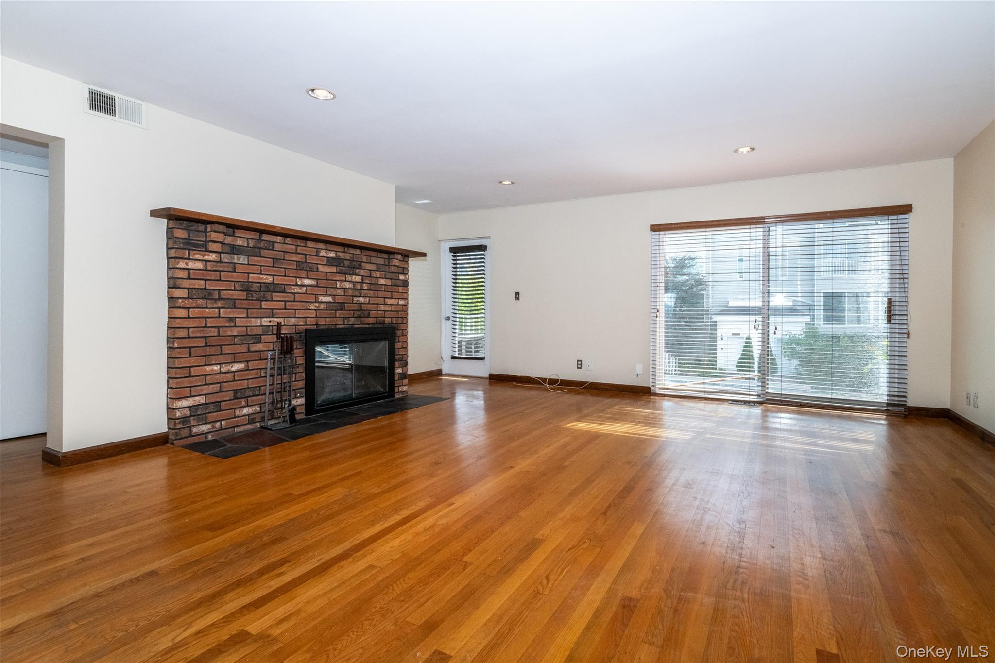 18 Windward Lane 17 Property Photo 16