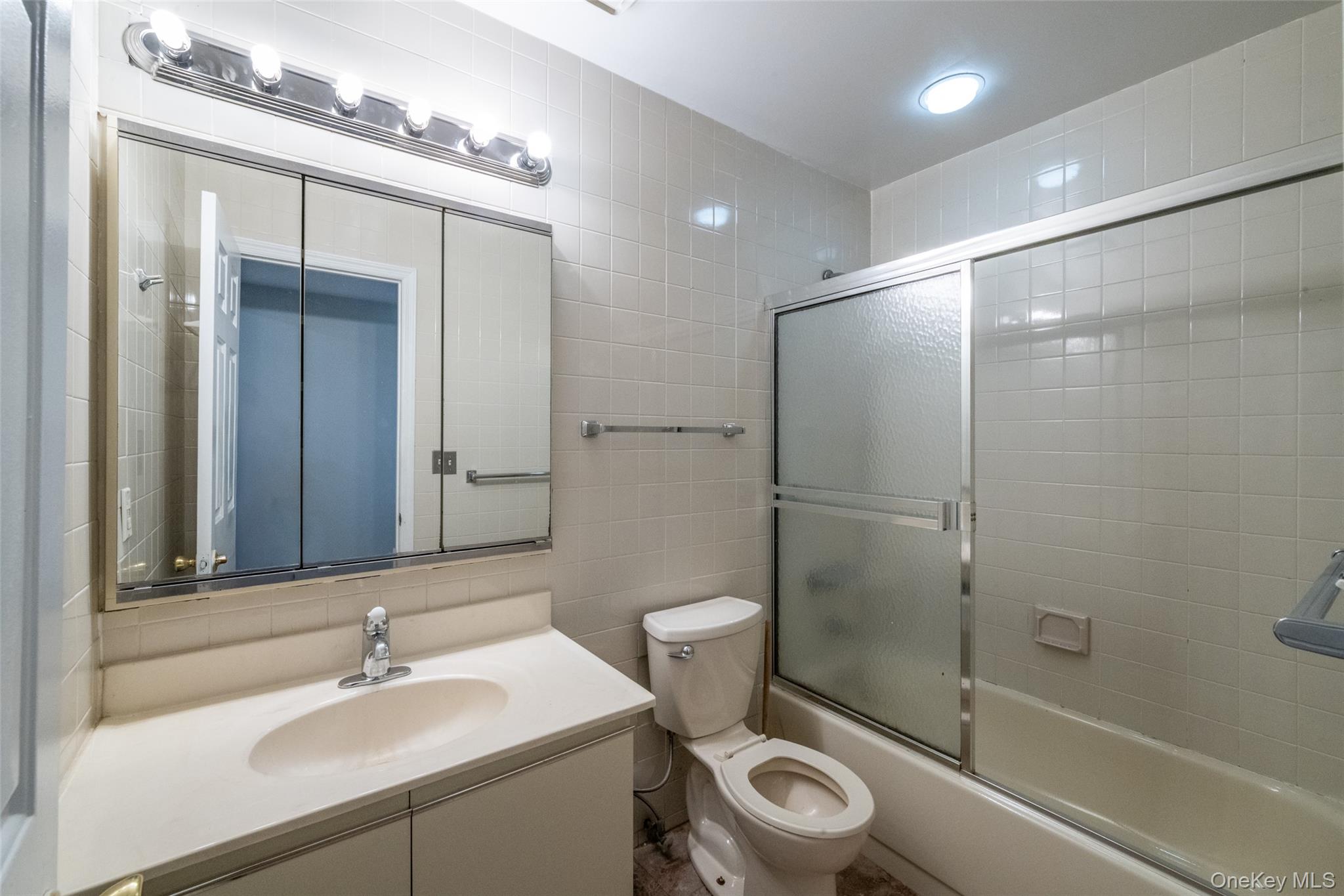 18 Windward Lane 17 Property Photo 24