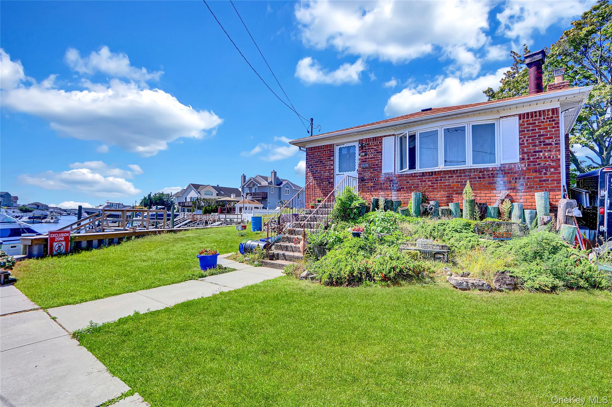 3354 Murdock Avenue Property Photo 3