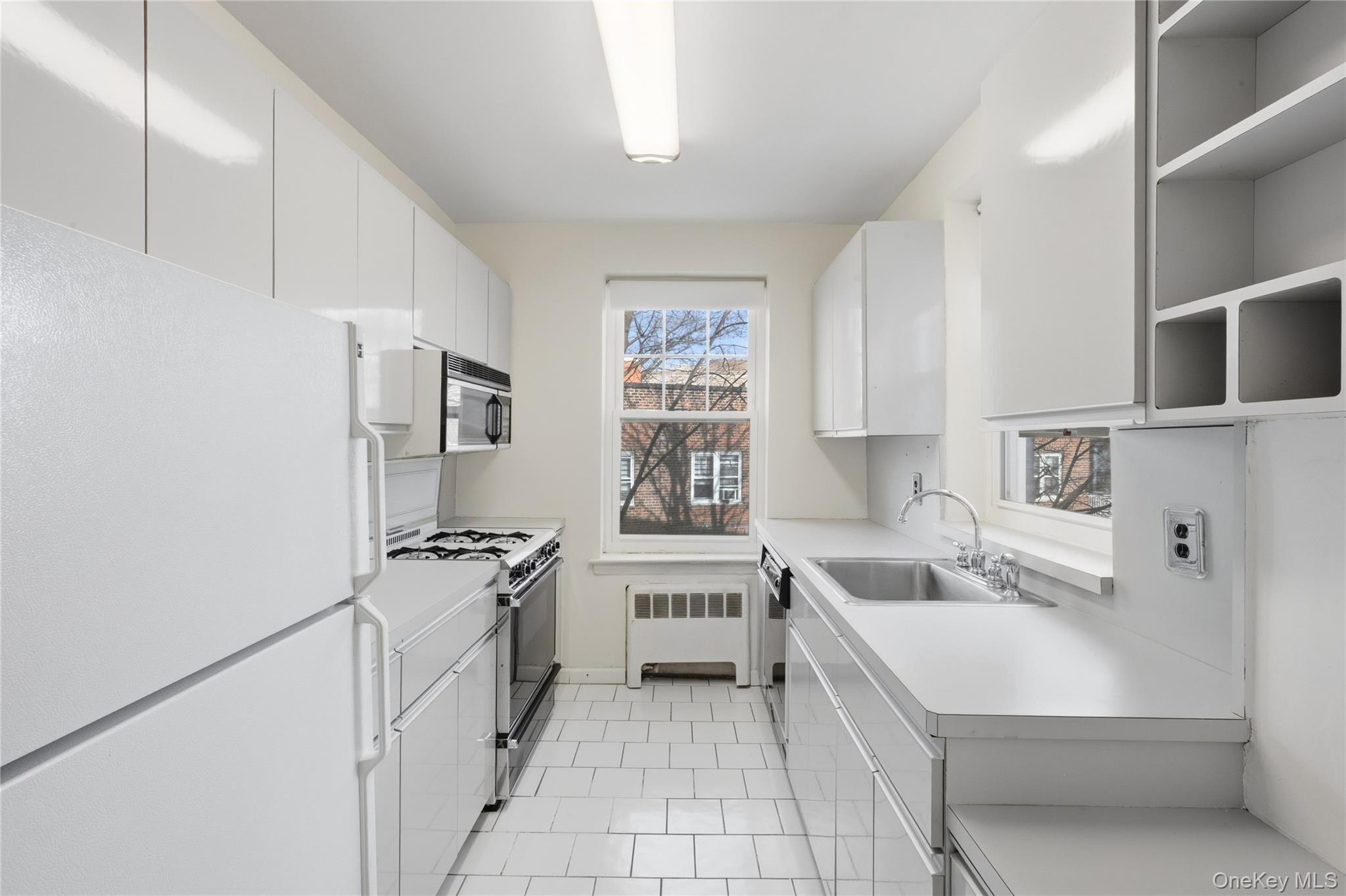 240 Central Avenue 2f Property Photo 14