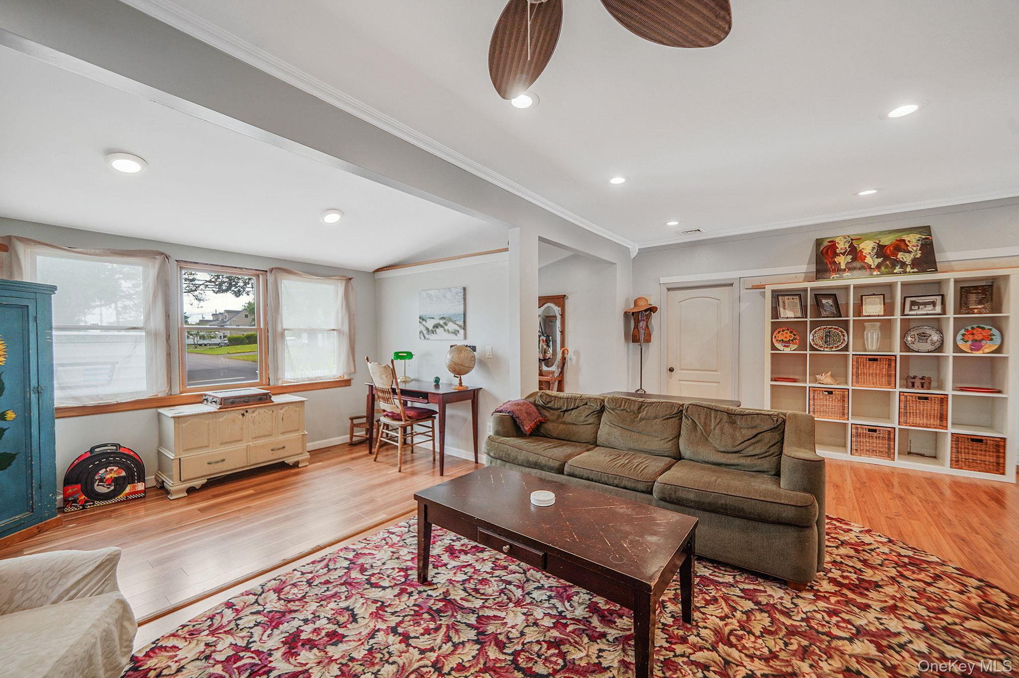 25 Patchogue Street Property Photo 5