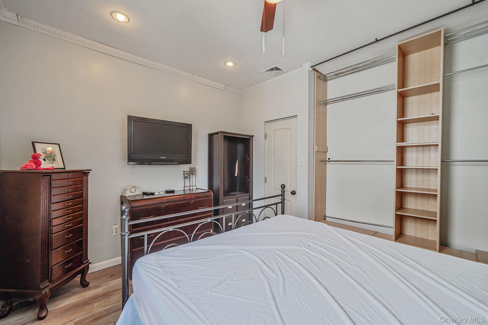 25 Patchogue Street Property Photo 15
