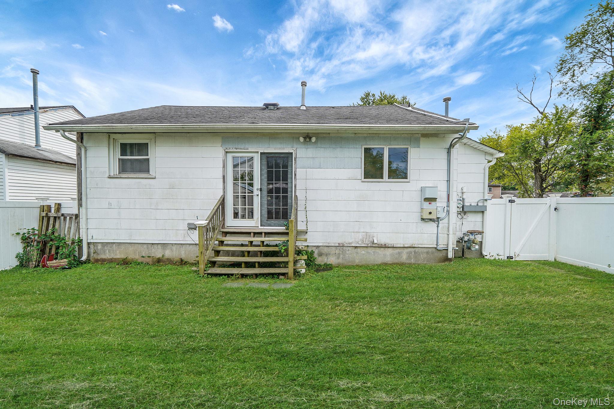 25 Patchogue Street Property Photo 19