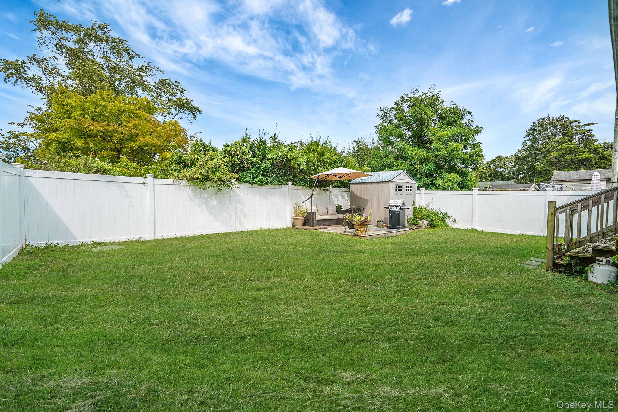 25 Patchogue Street Property Photo 21