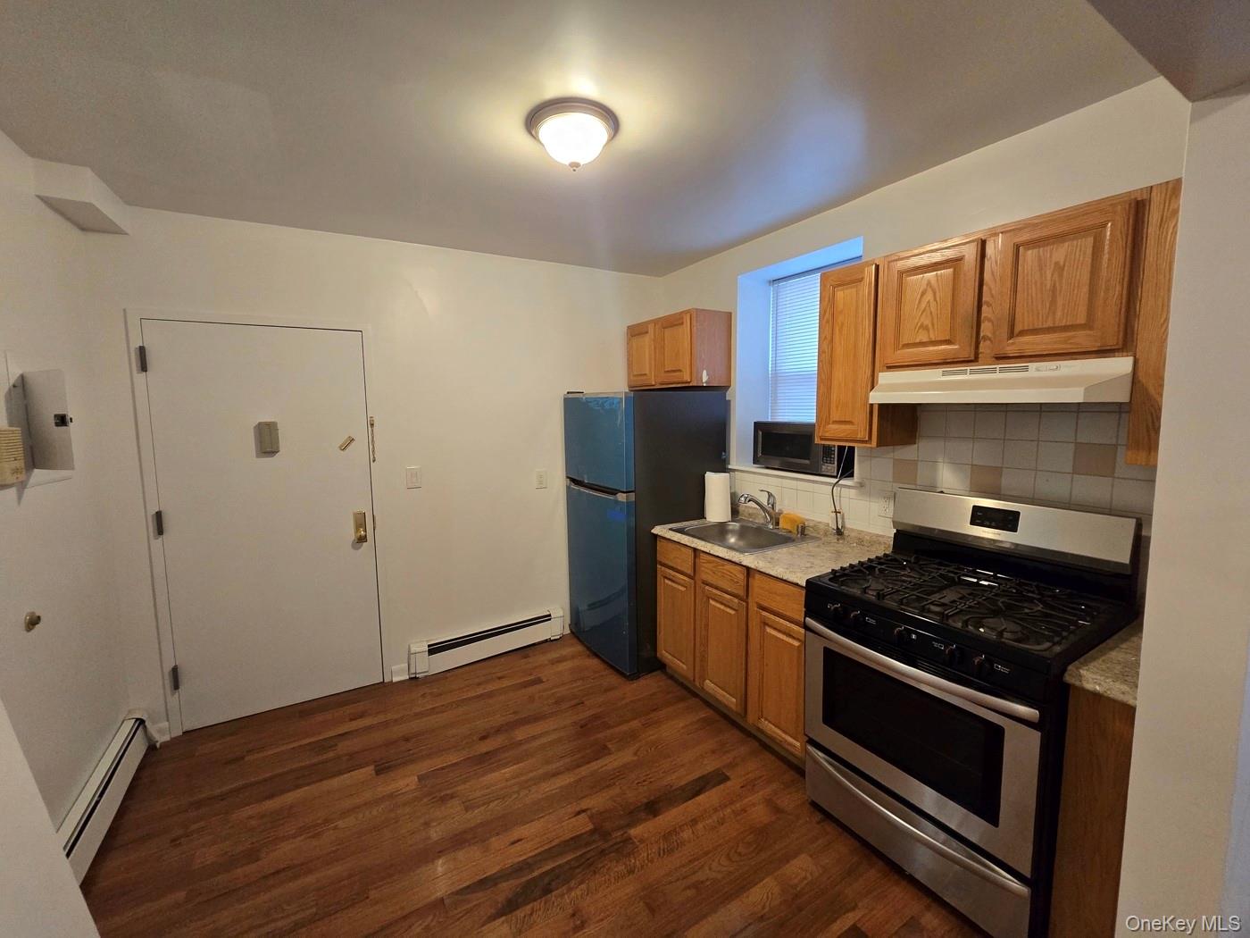 92-14 95th Avenue Property Photo 5