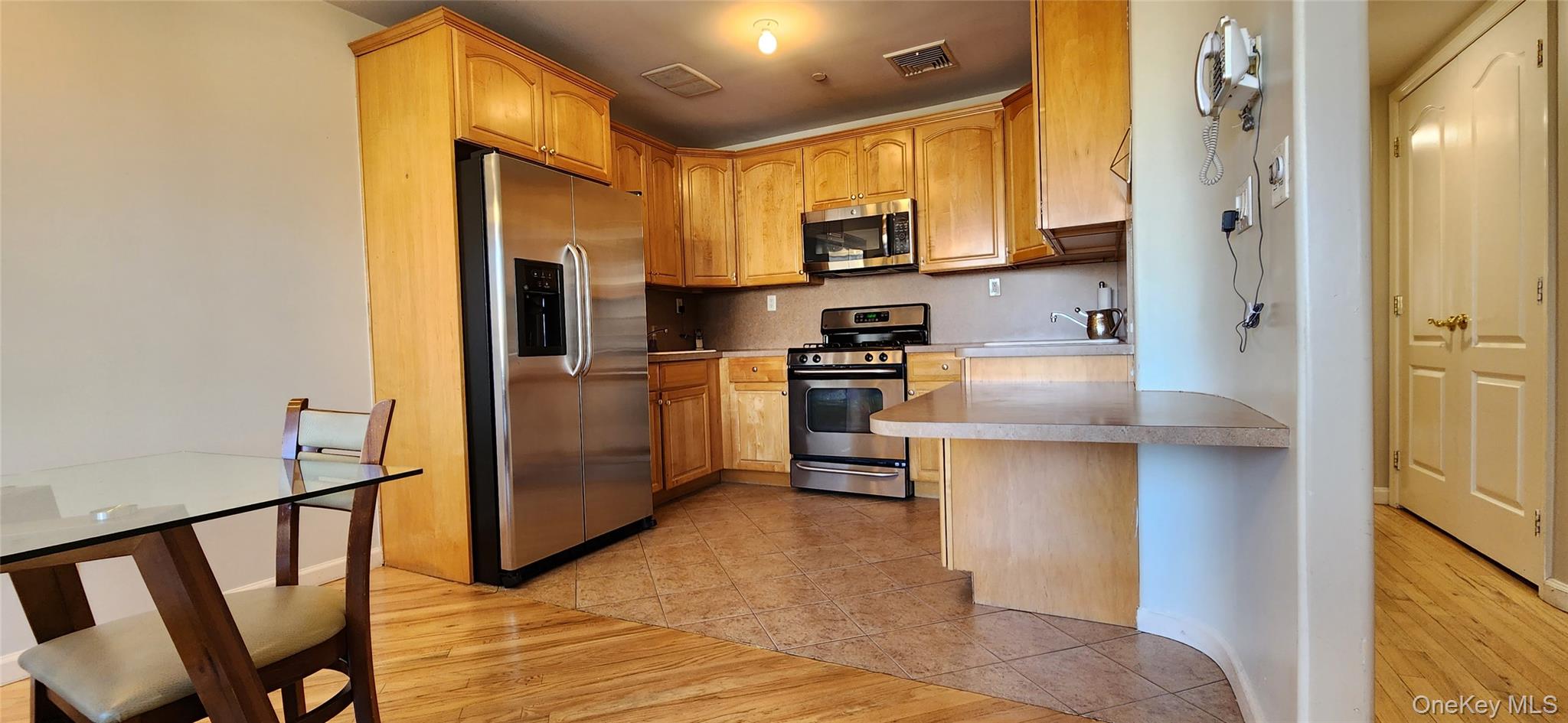 274 Wallabout Street 7b Property Photo 4
