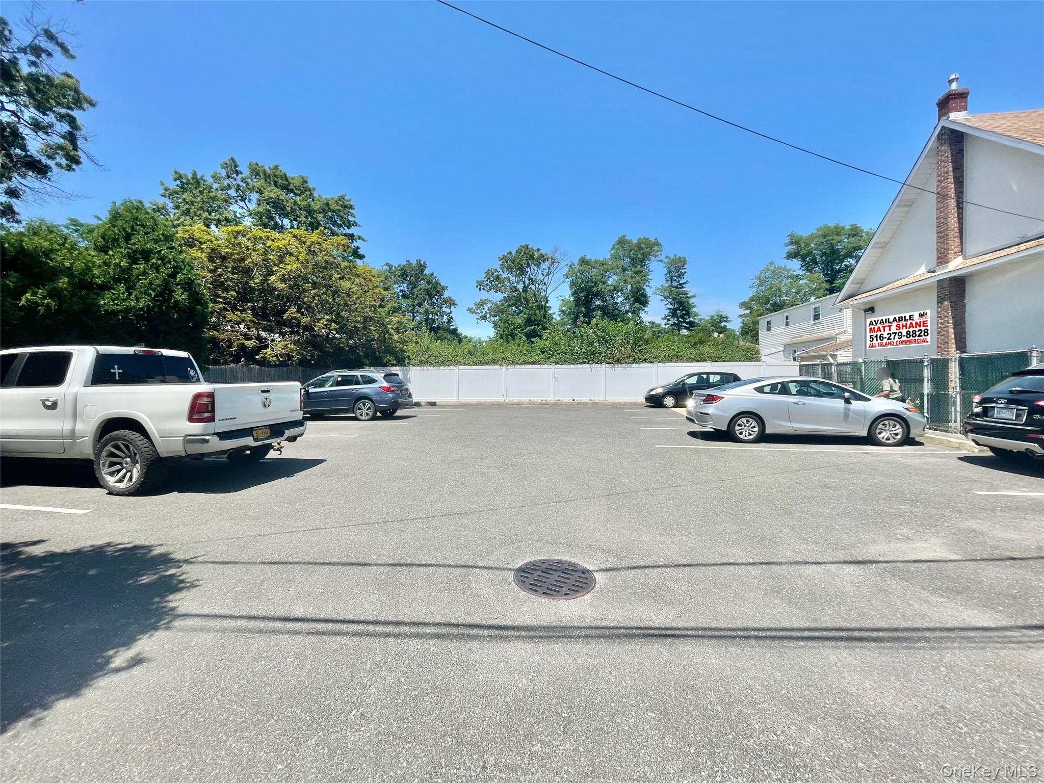 1298 Newbridge Road Property Photo 4