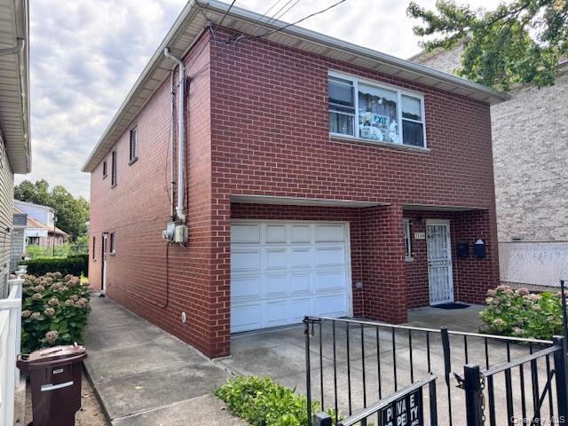 1264 Hobart Avenue Property Photo 2