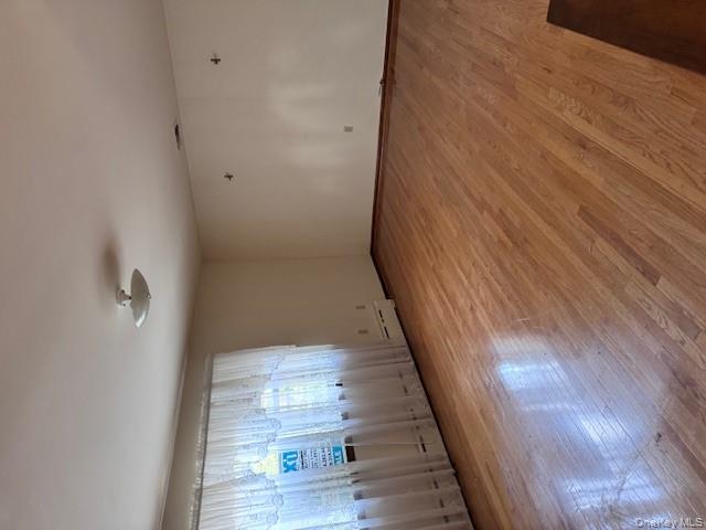 1264 Hobart Avenue Property Photo 9