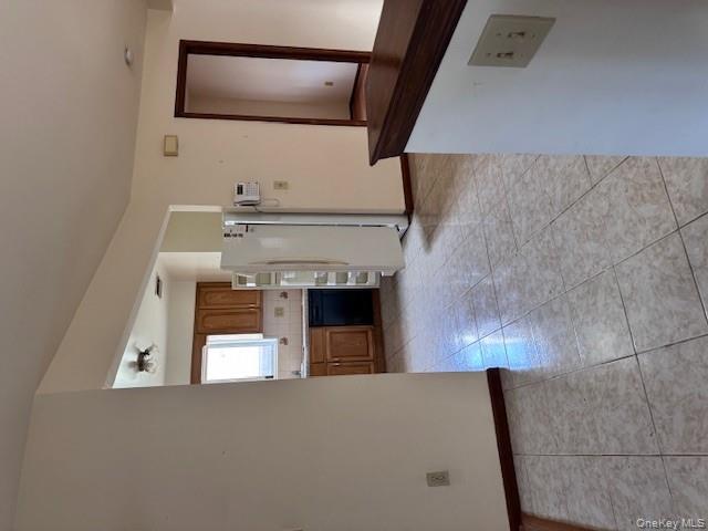 1264 Hobart Avenue Property Photo 10