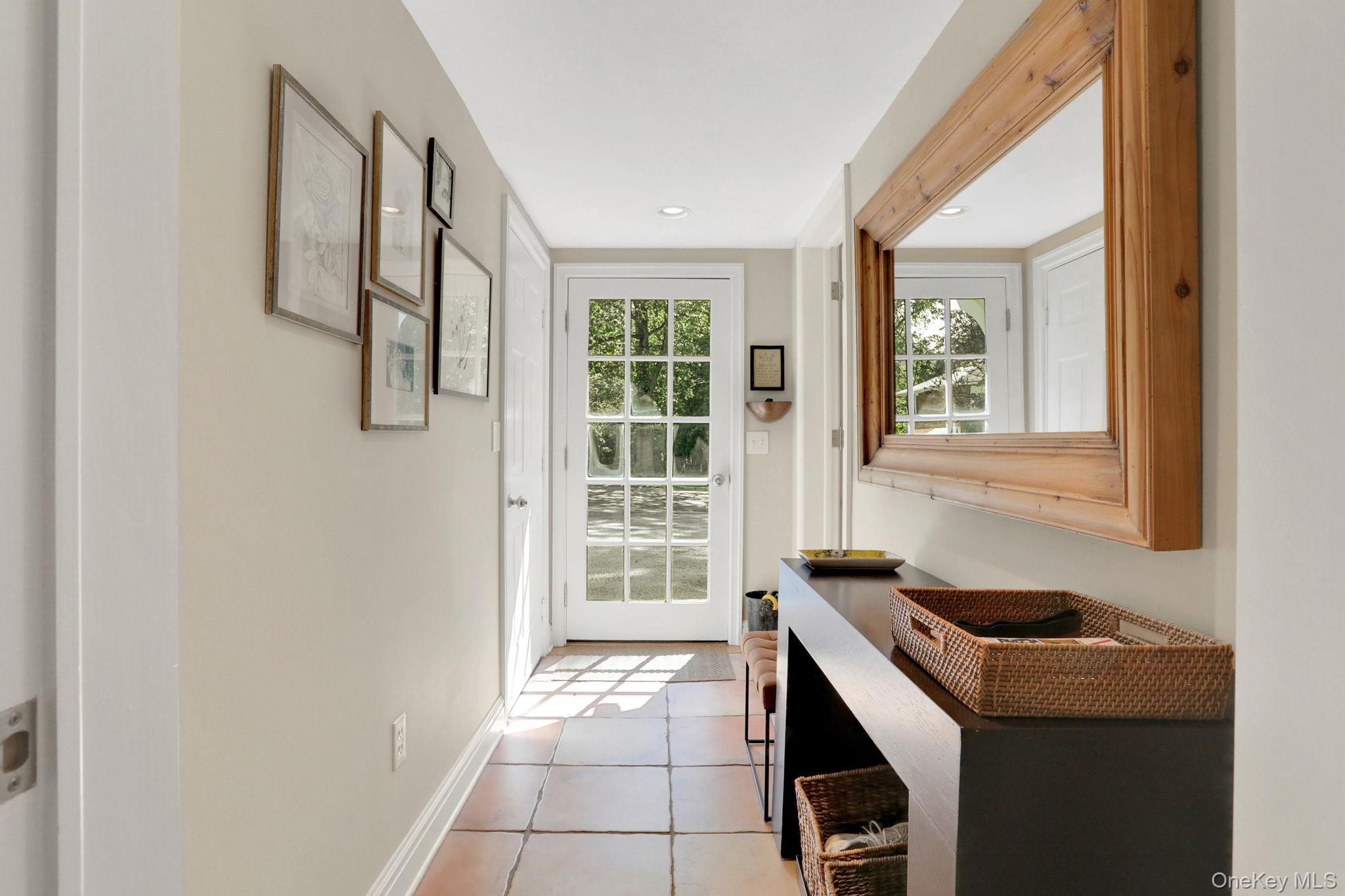 10 Roe Avenue Property Photo 5