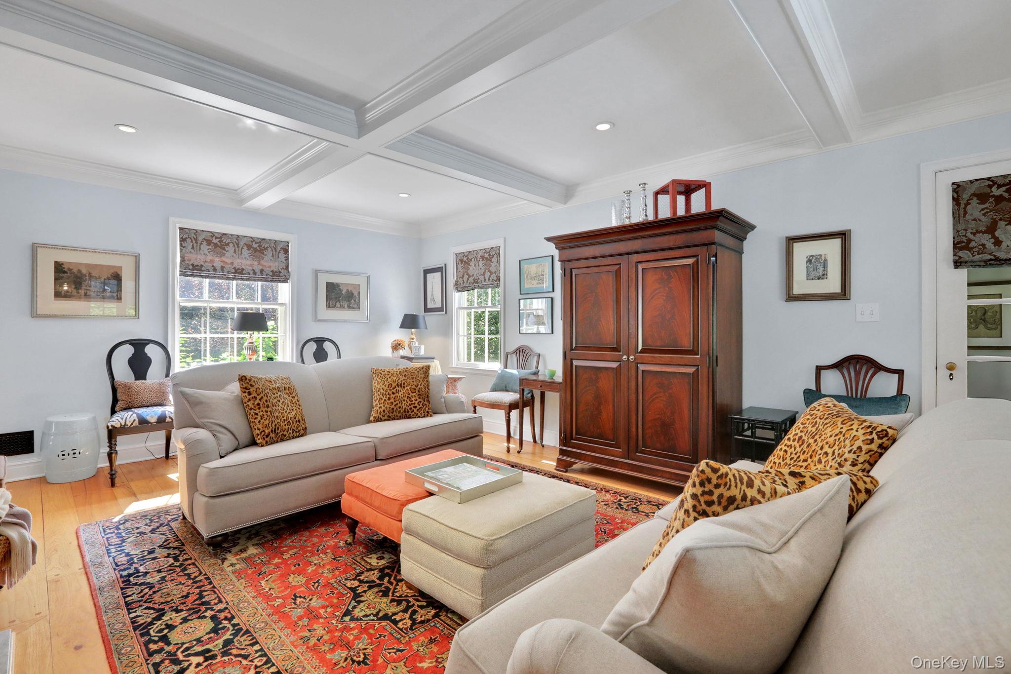 10 Roe Avenue Property Photo 16