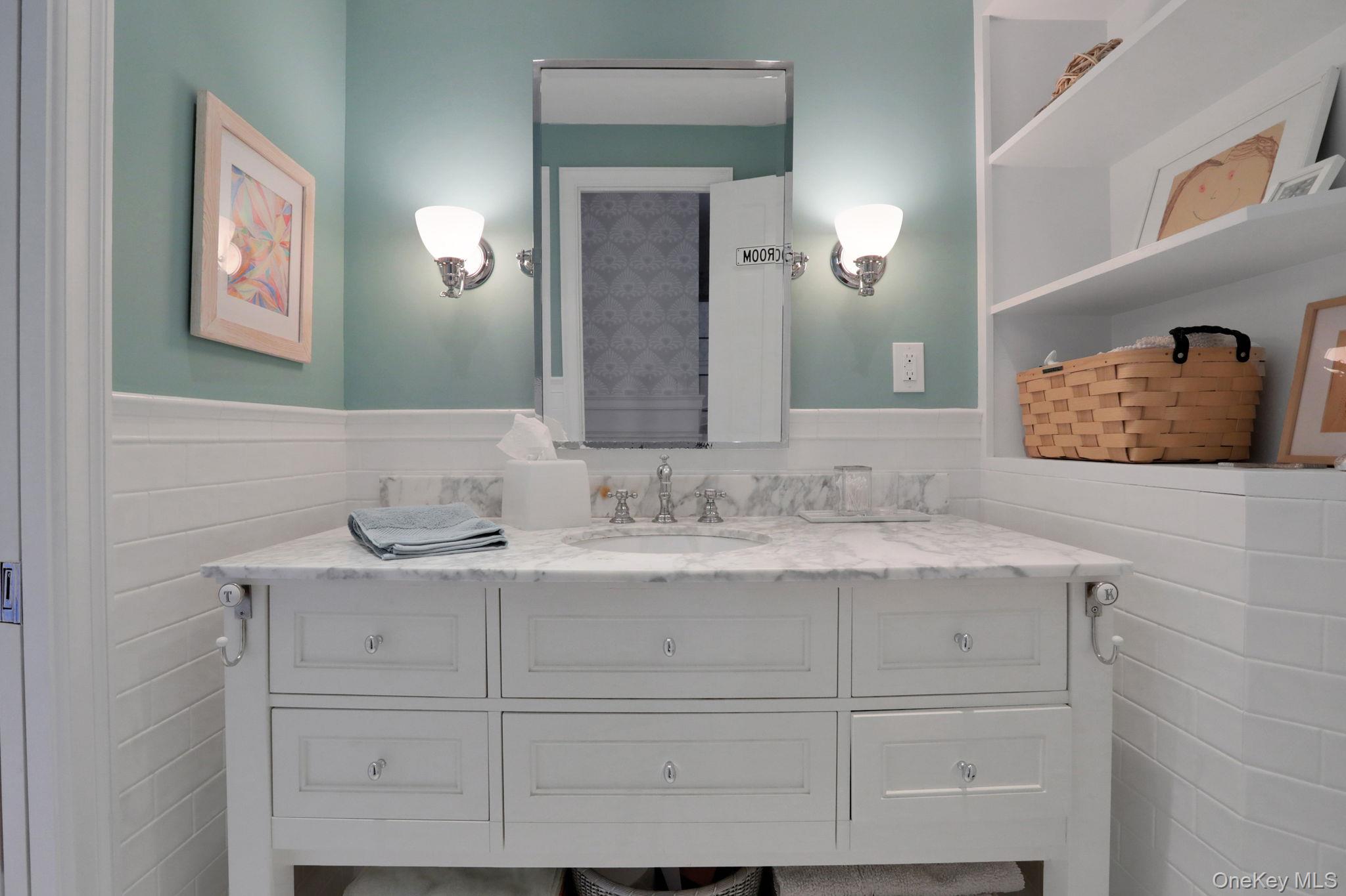 10 Roe Avenue Property Photo 24