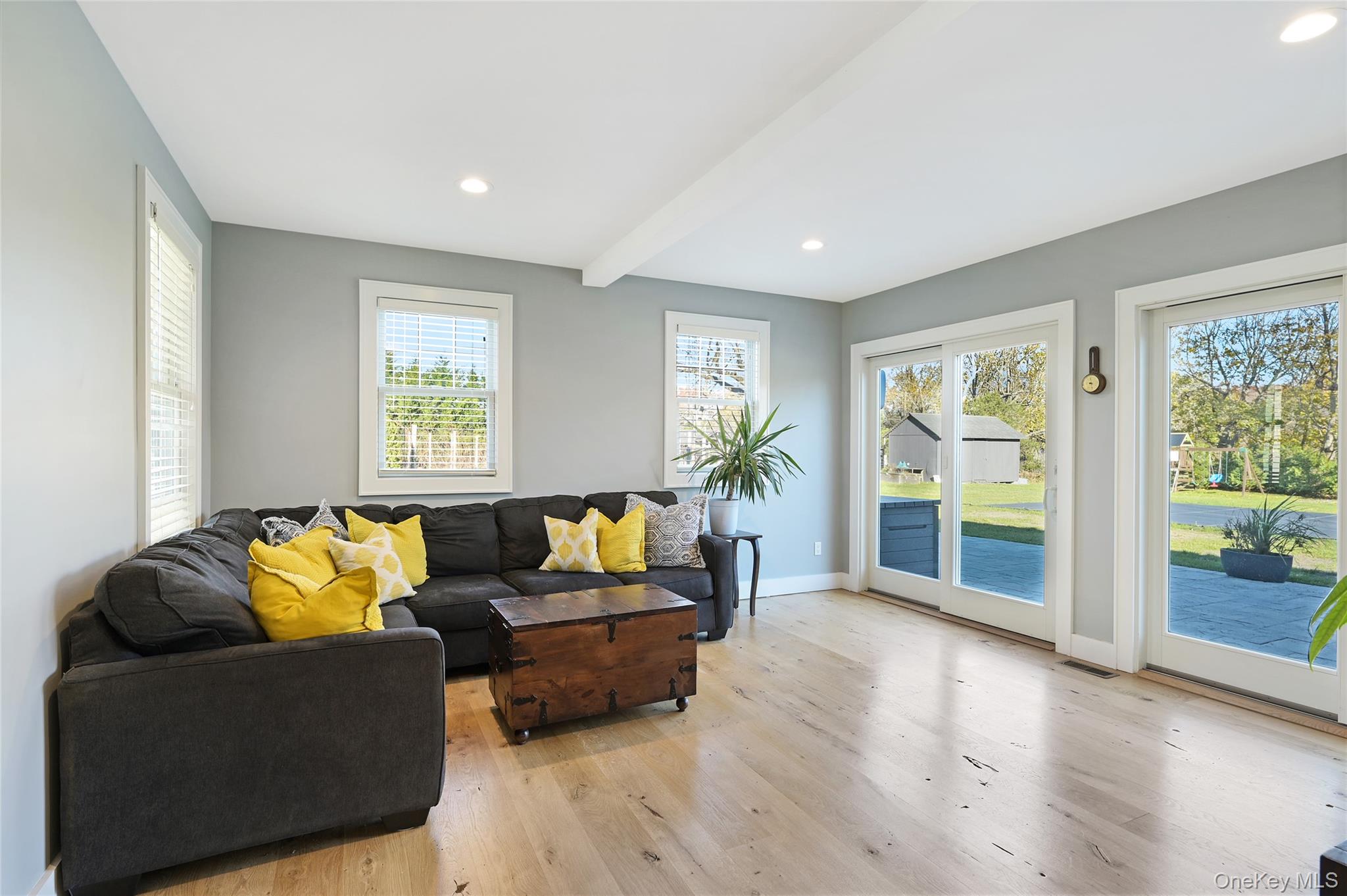 148 Montauk Highway Property Photo 2