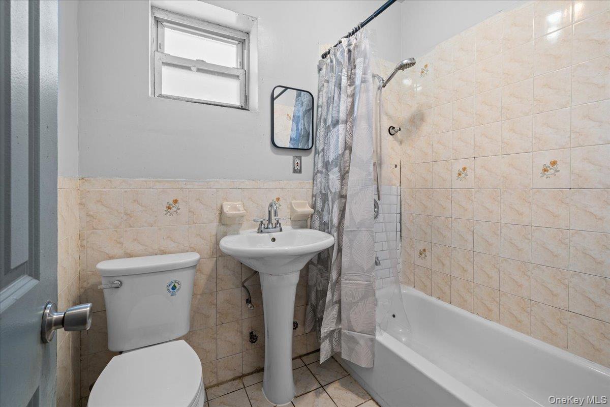 124 Grove Street Property Photo 20
