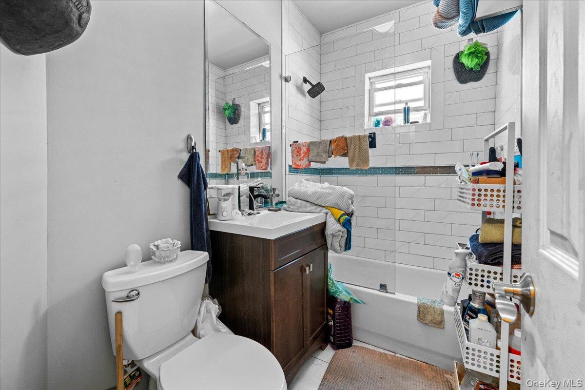 124 Grove Street Property Photo 28