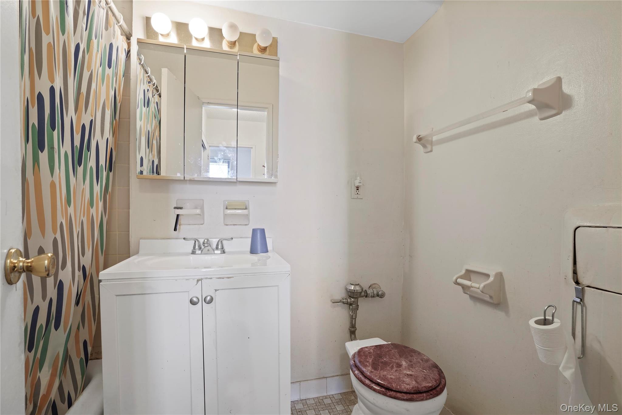 84-20 153rd Avenue 5h Property Photo 15