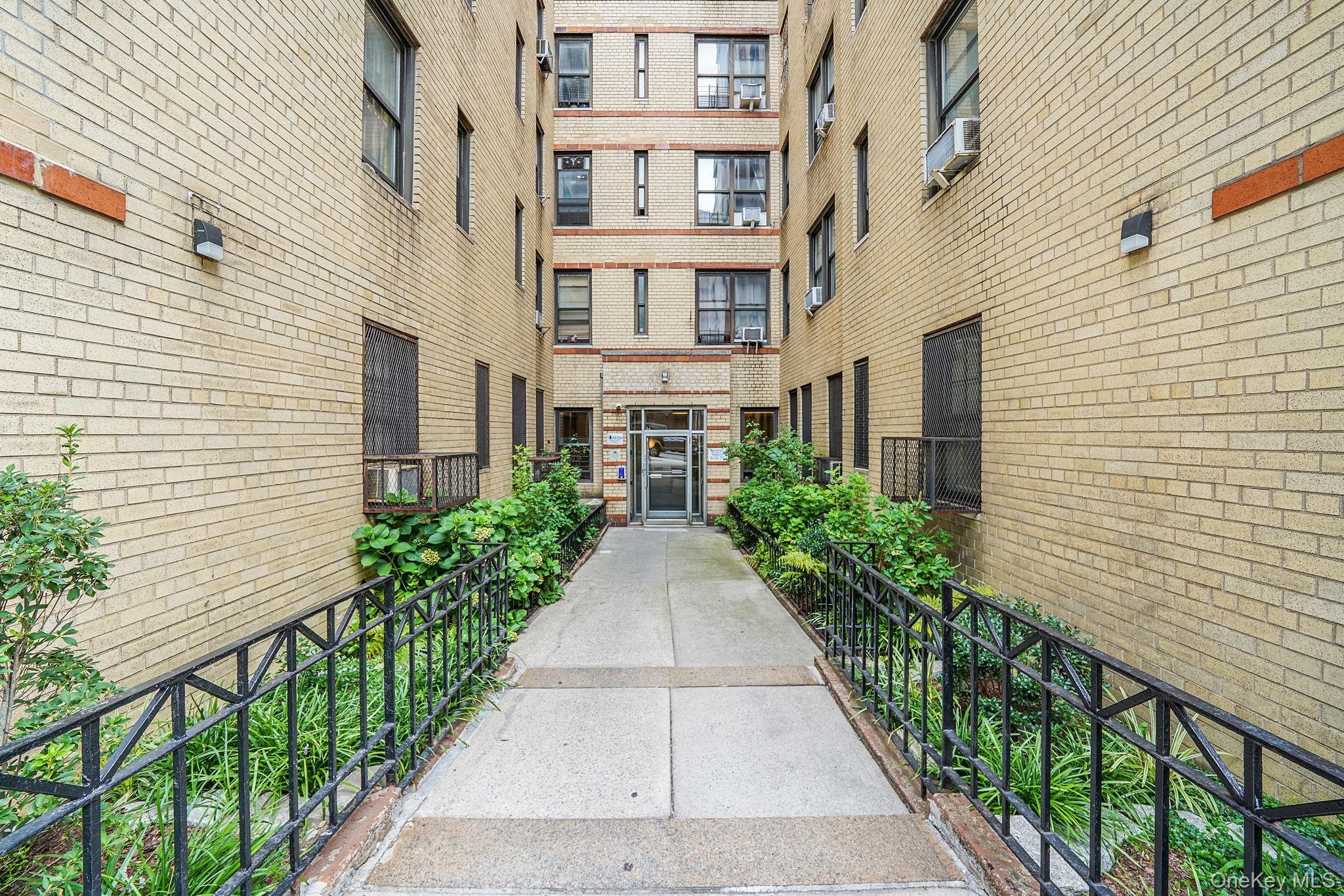860 Grand Concourse 2r Property Photo 16
