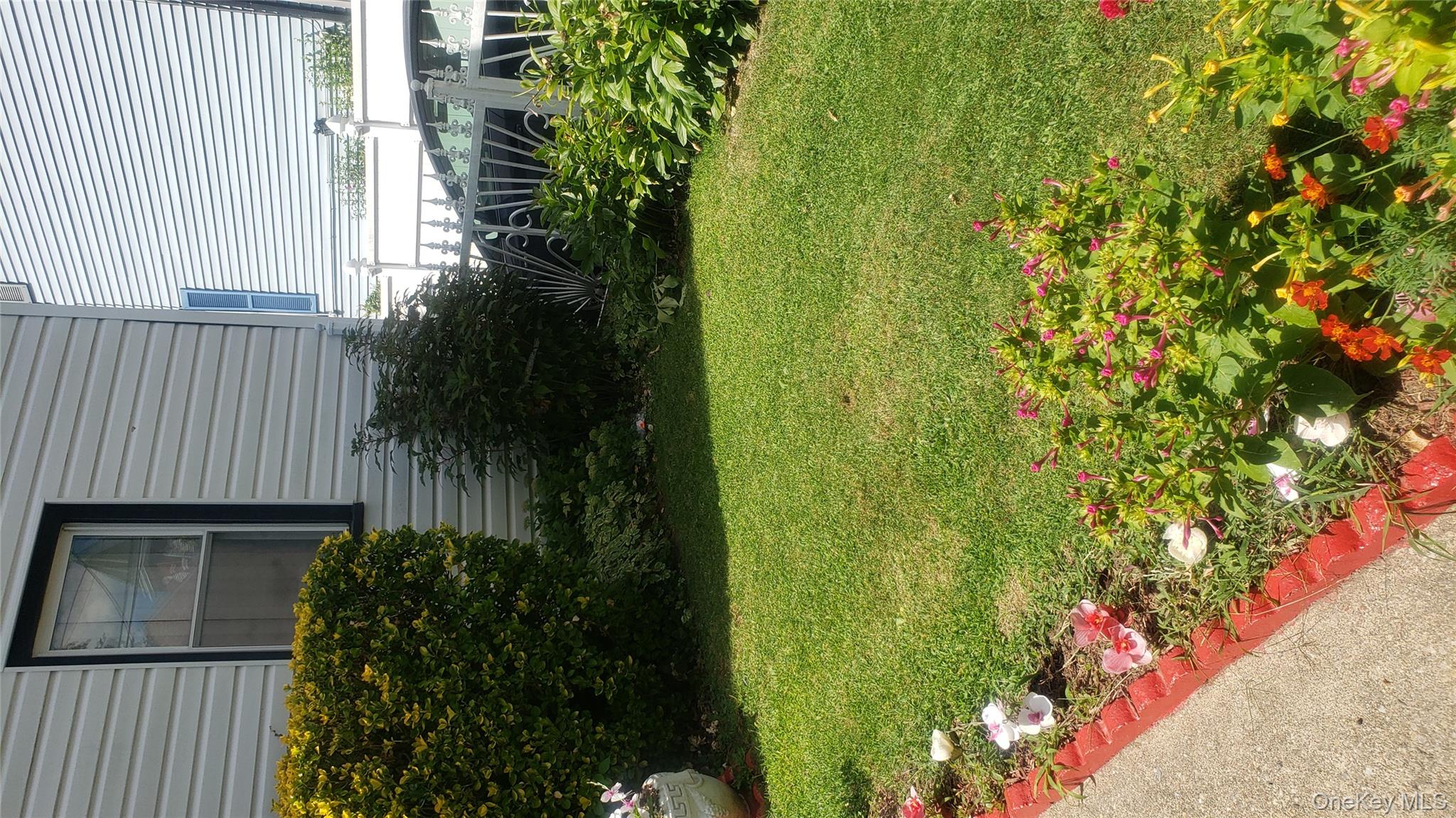 18 S 11th Avenue Property Photo 7
