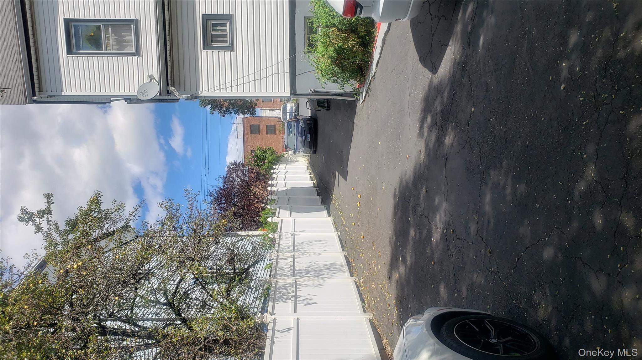 18 S 11th Avenue Property Photo 35