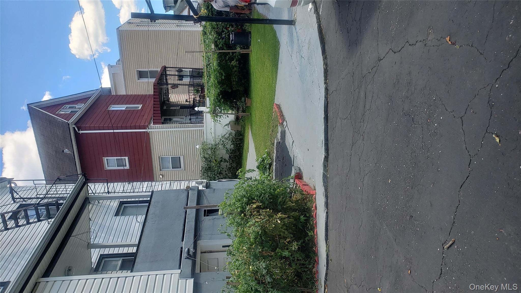 18 S 11th Avenue Property Photo 38