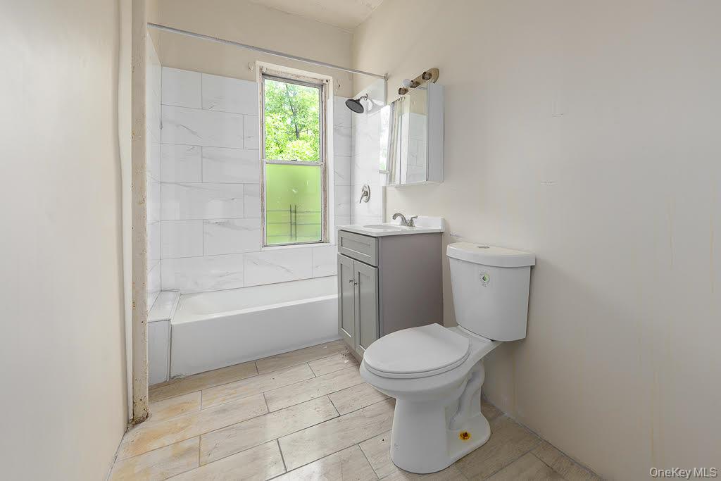 612 Hegeman Avenue Property Photo 7